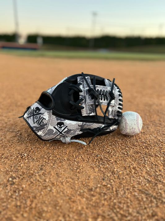 Strixxe Infield Glove 2024 MODEL