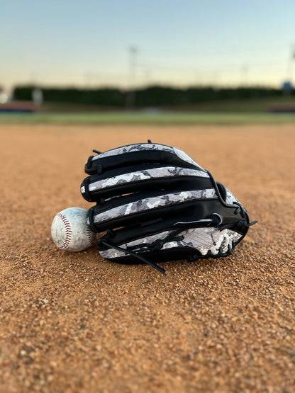 Strixxe Infield Glove 2024 MODEL